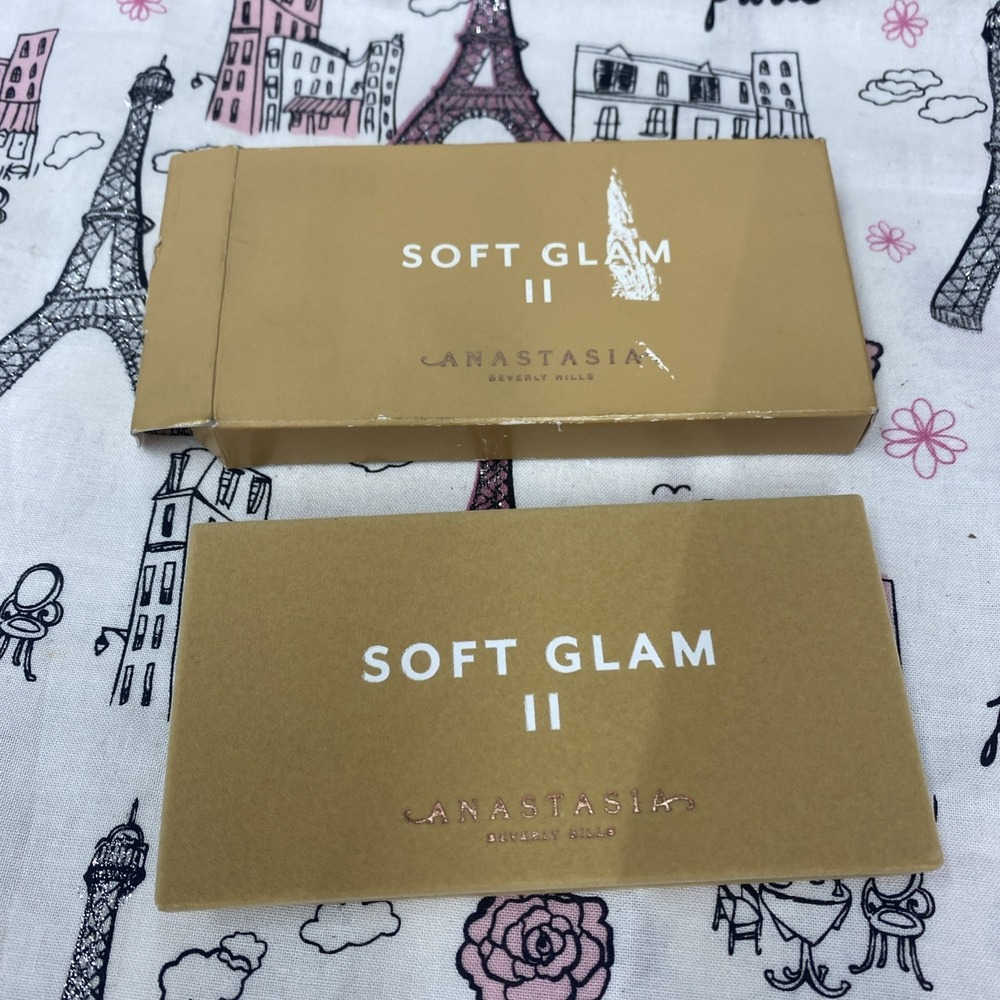 Anastasia Beverly Hills soft glam ii Eyeshadow Palette Read Description